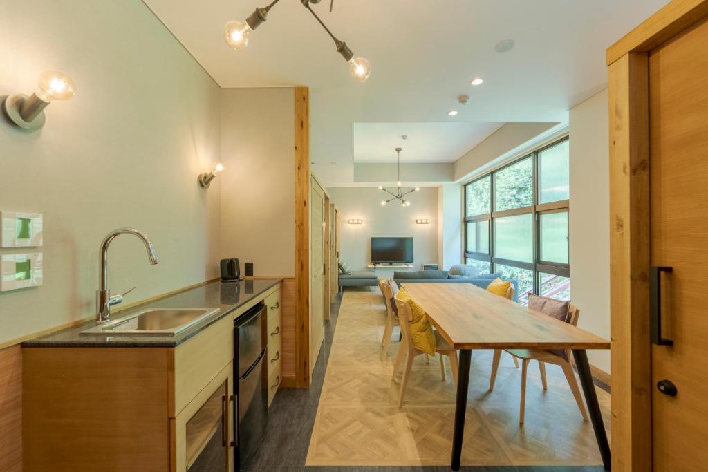 Hishino Onsen Tokiwakan Modern Suite