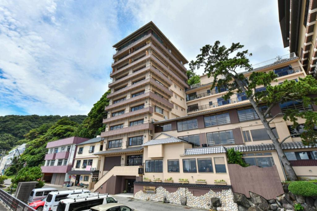 Hokkawa Onsen Hotel Exterior