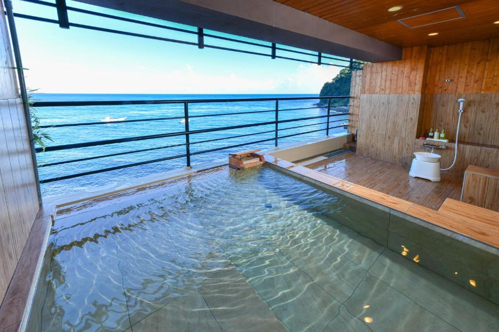 Hokkawa Onsen Hotel Ocean View Onsen Bath