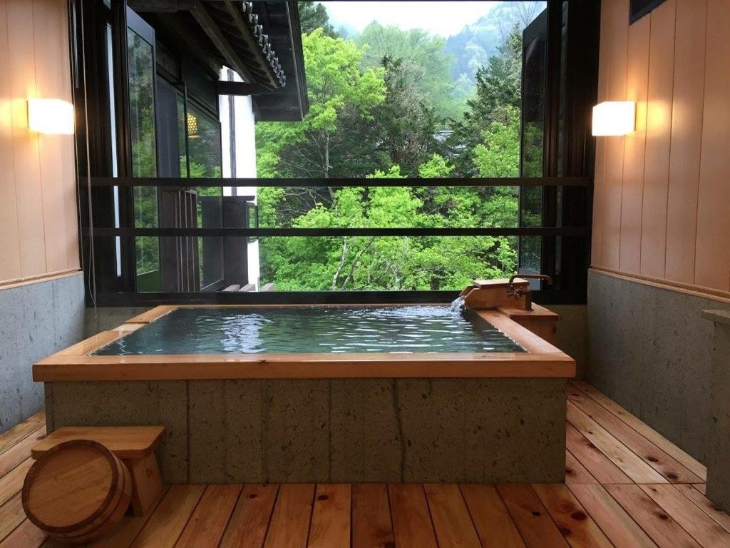 Honke Bankyu Private Onsen Bath