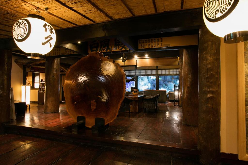 Honke Bankyu Ryokan Lobby