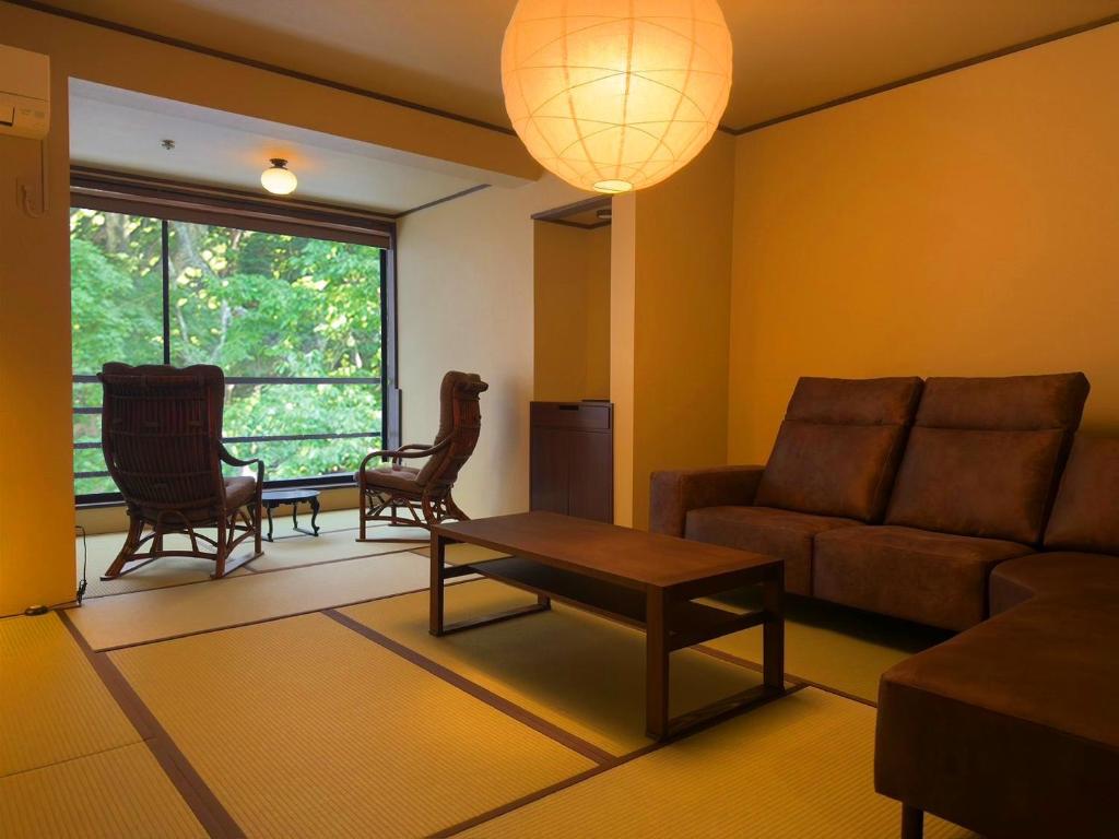 Honke Bankyu Tatami Lounge Room