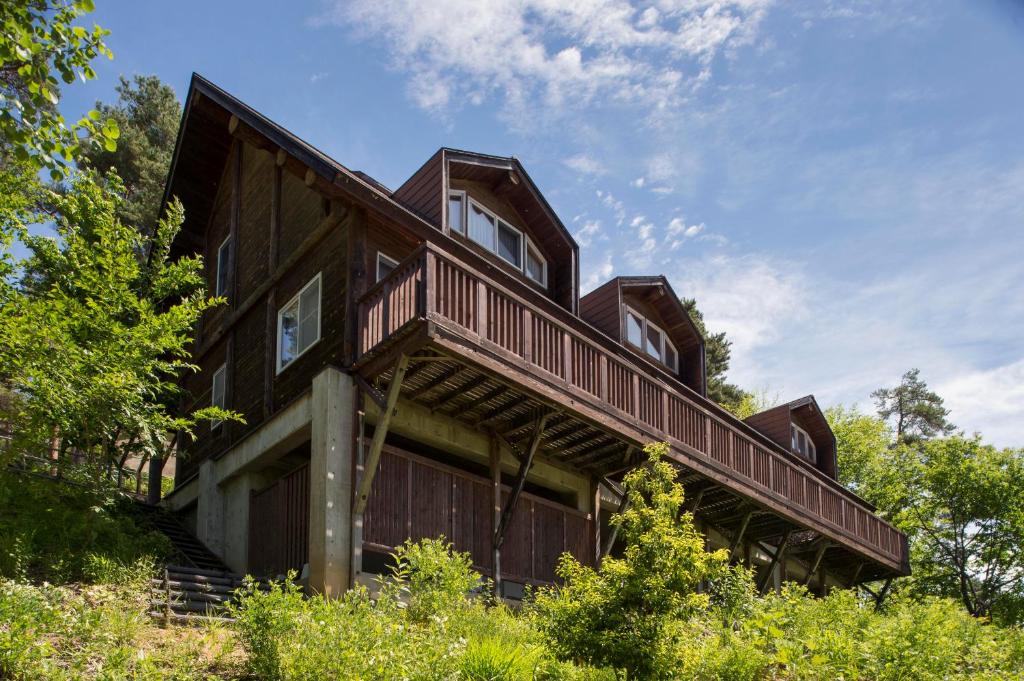 Hotel Ambient Azumino Ryokan Exterior