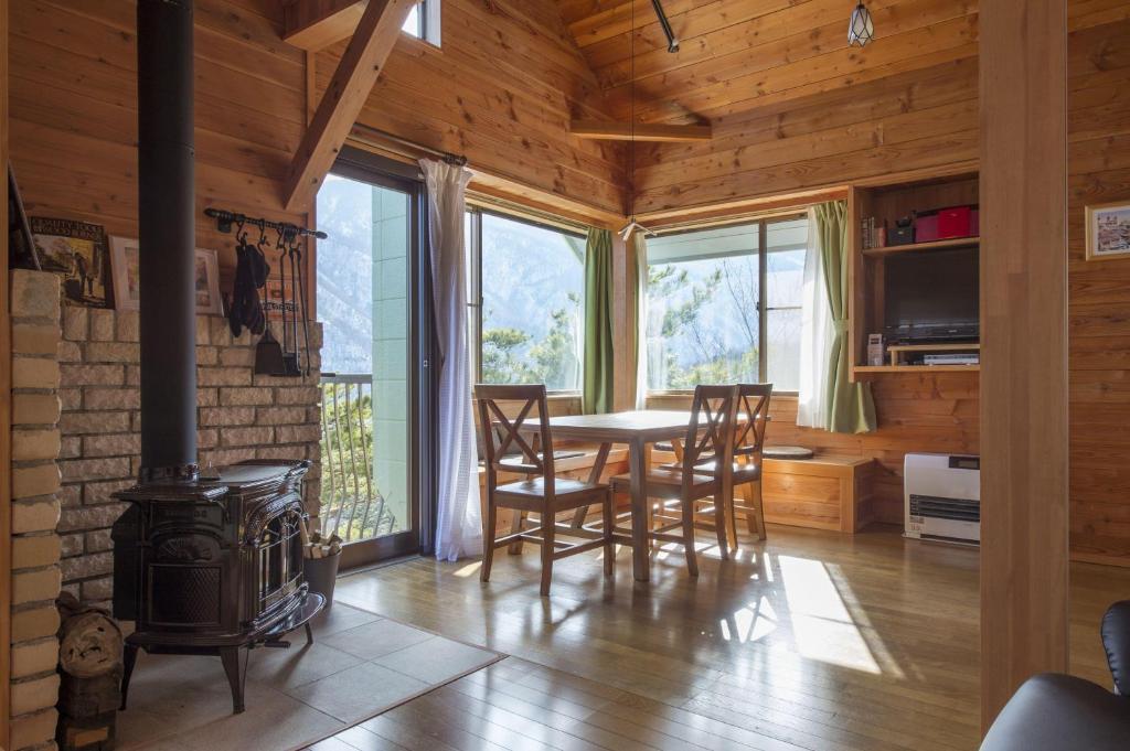 Hotel Ambient Azumino Wood Cabin Living Room