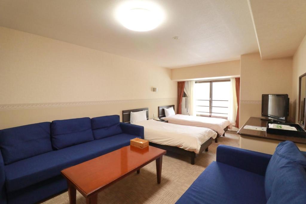 Hotel Angel Grandia Echigo Nakazato Twin Room