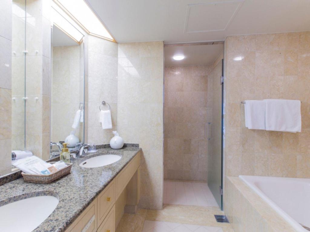 Hotel Arrowle Bathroom