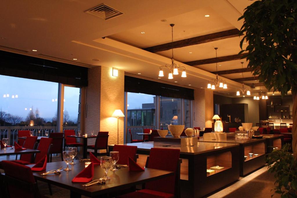 Hotel Arrowle Restaurant Interior