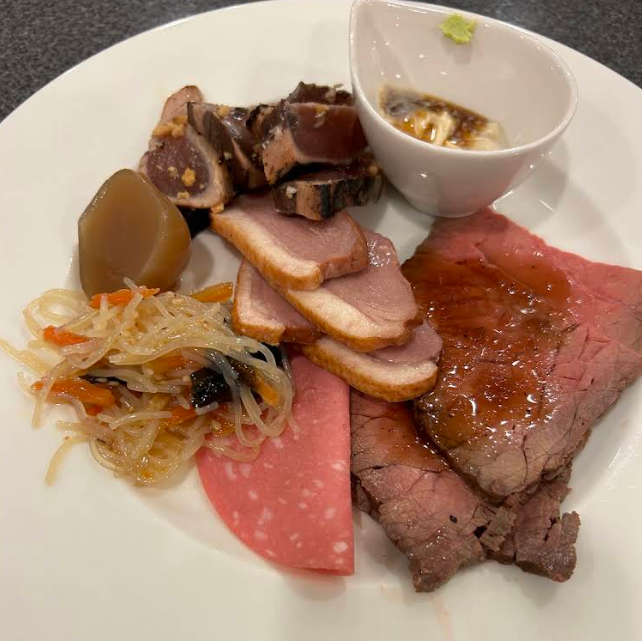 Hotel Casual Euro Buffet Meat Plate