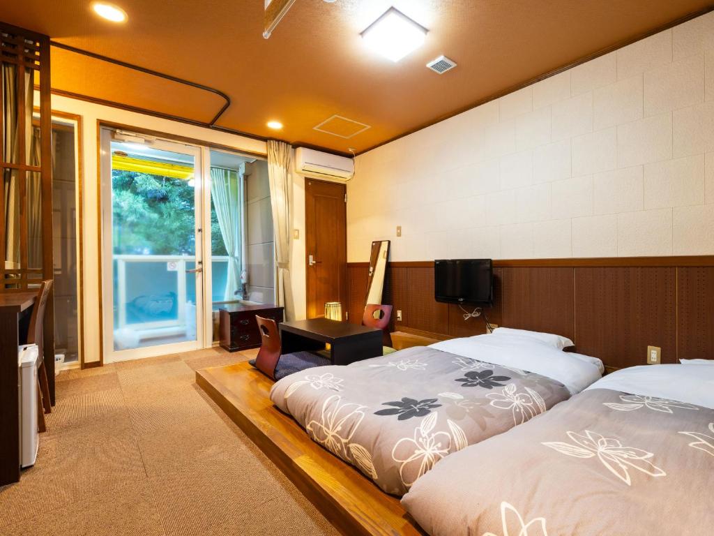 Hotel Casual Euro Japanese Style Room