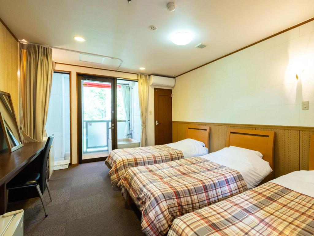 Hotel Casual Euro Triple Room