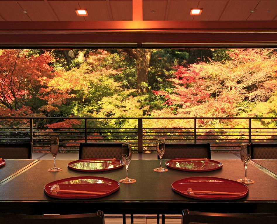 Hotel Chinzanso Tokyo Garden View Dining