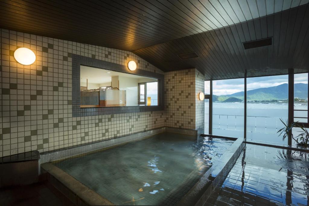 Hotel Hirose Onsen Bath