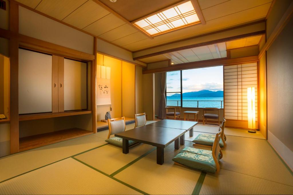Hotel Hirose Tatami Room