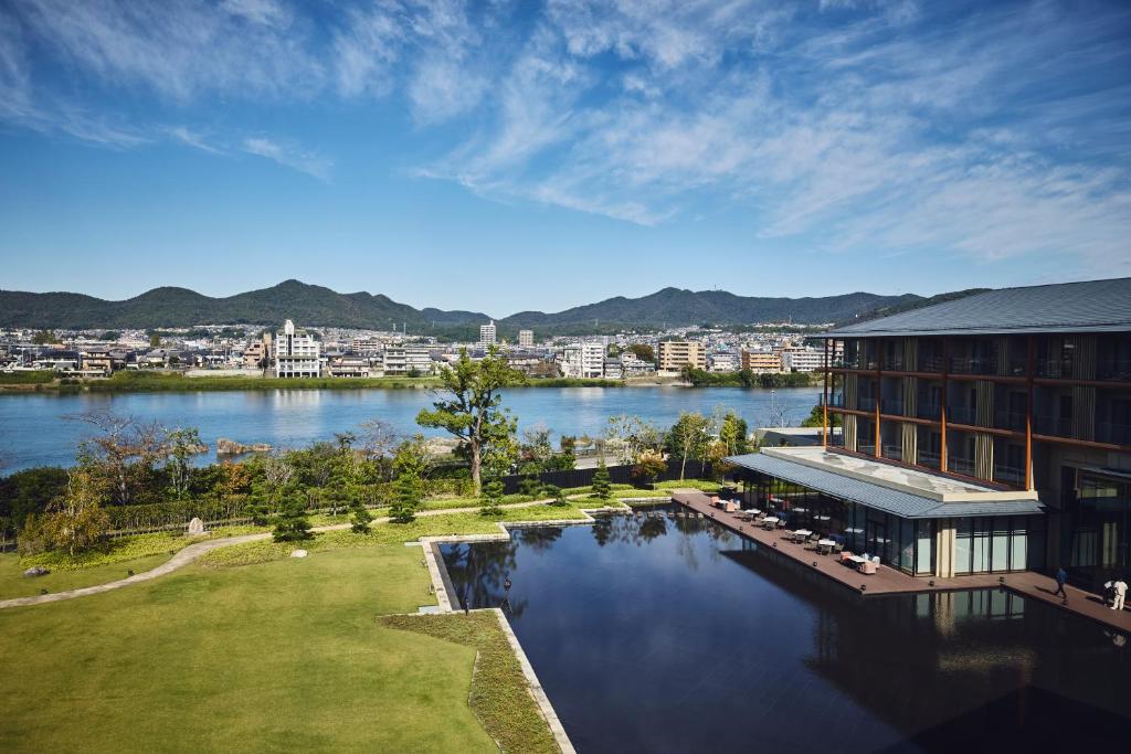 Hotel Indigo Inuyama Urakuen Garden By Ihg River View