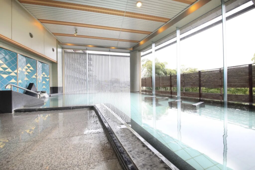 Hotel Isobe Garden Indoor Onsen Bath