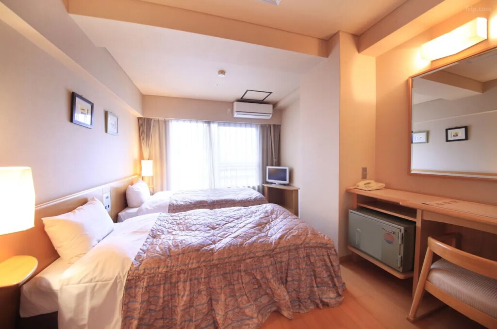 Hotel Isobe Garden Twin Room