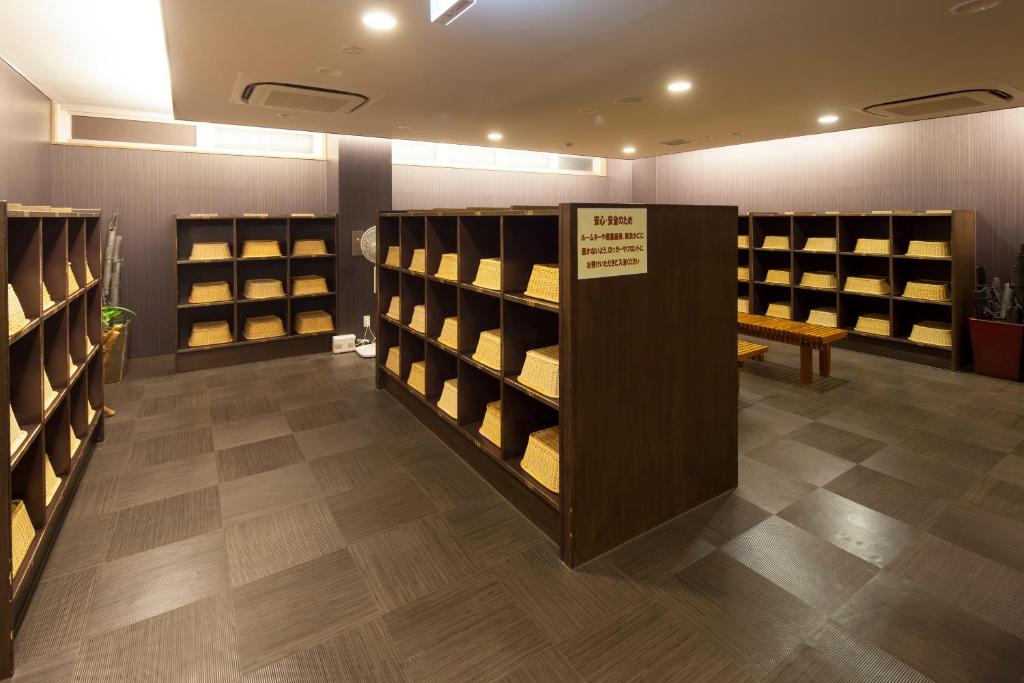 Hotel Izukyu Basket Storage Room