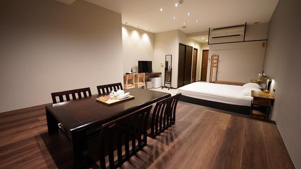 Hotel K Echigo Yuzawa Onsen Ryokan Modern Room