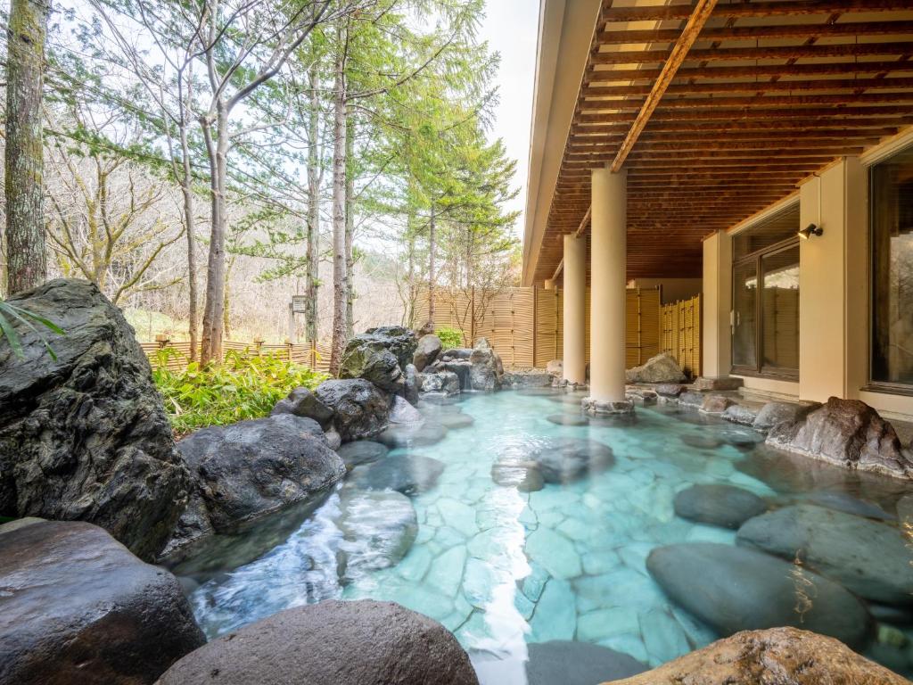 Hotel Kazuno Outdoor Onsen