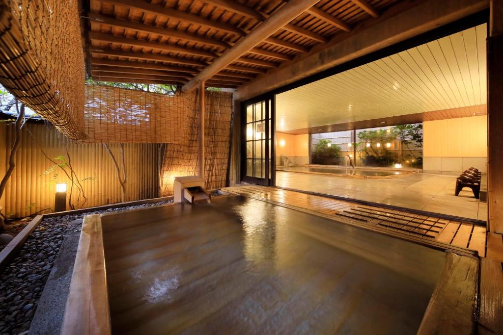 Hotel Keigetsu Open Air Onsen Bath