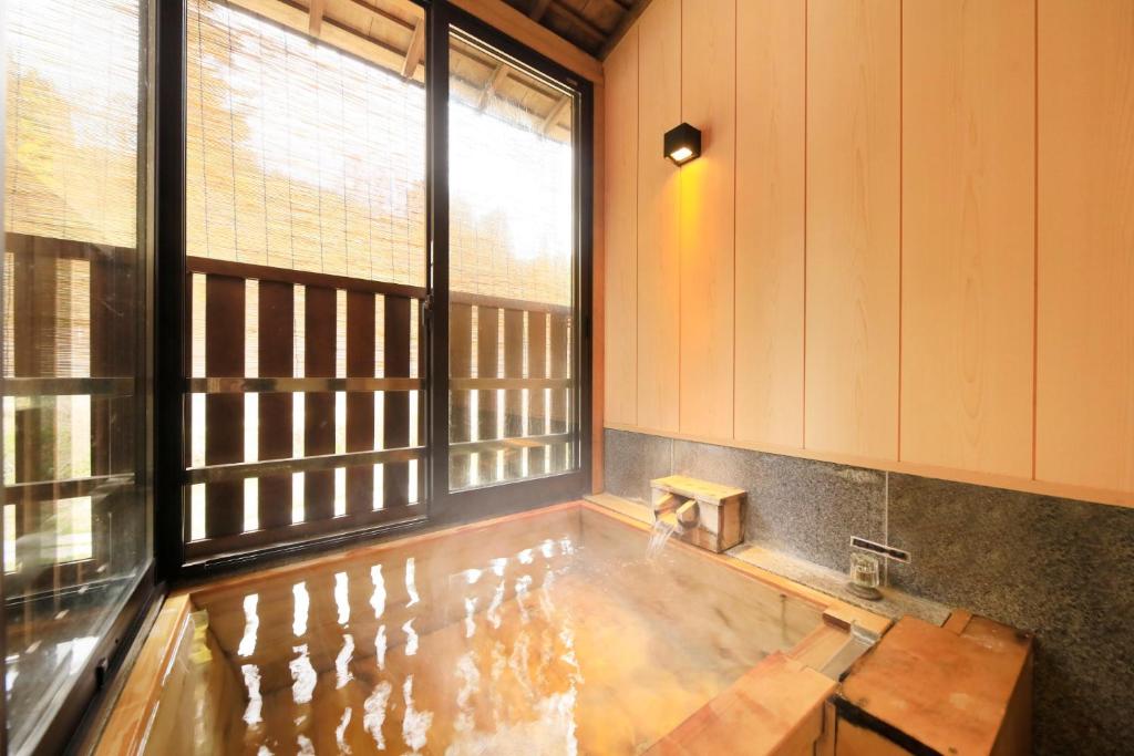 Hotel Keigetsu Private Onsen Bath