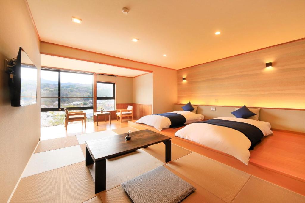 Hotel Keigetsu Tatami Room