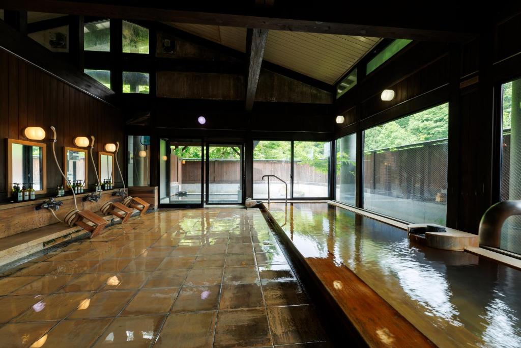 Hotel Kikori Indoor Onsen Bath