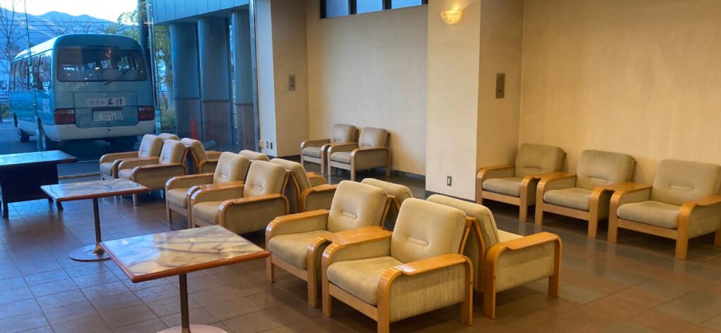 Hotel Kimiyoshi Lobby Seating Area