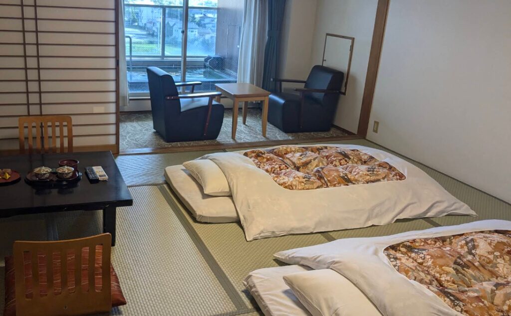 Hotel Kimiyoshi Tatami Room