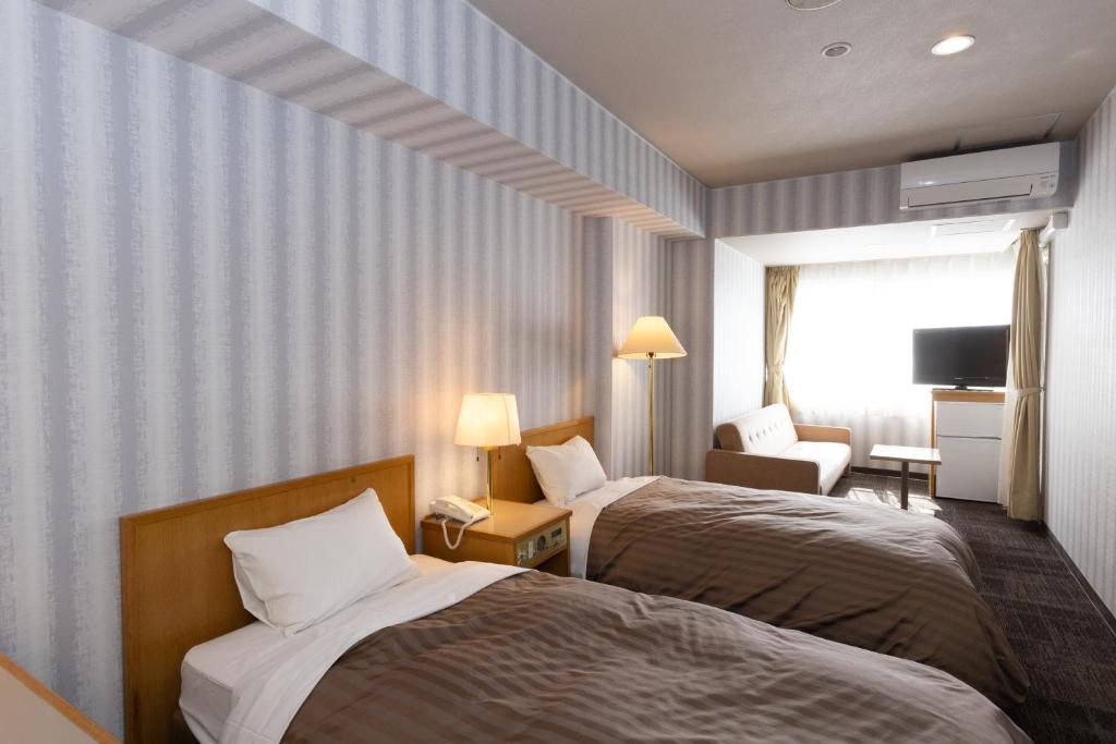 Hotel Kimiyoshi Twin Room