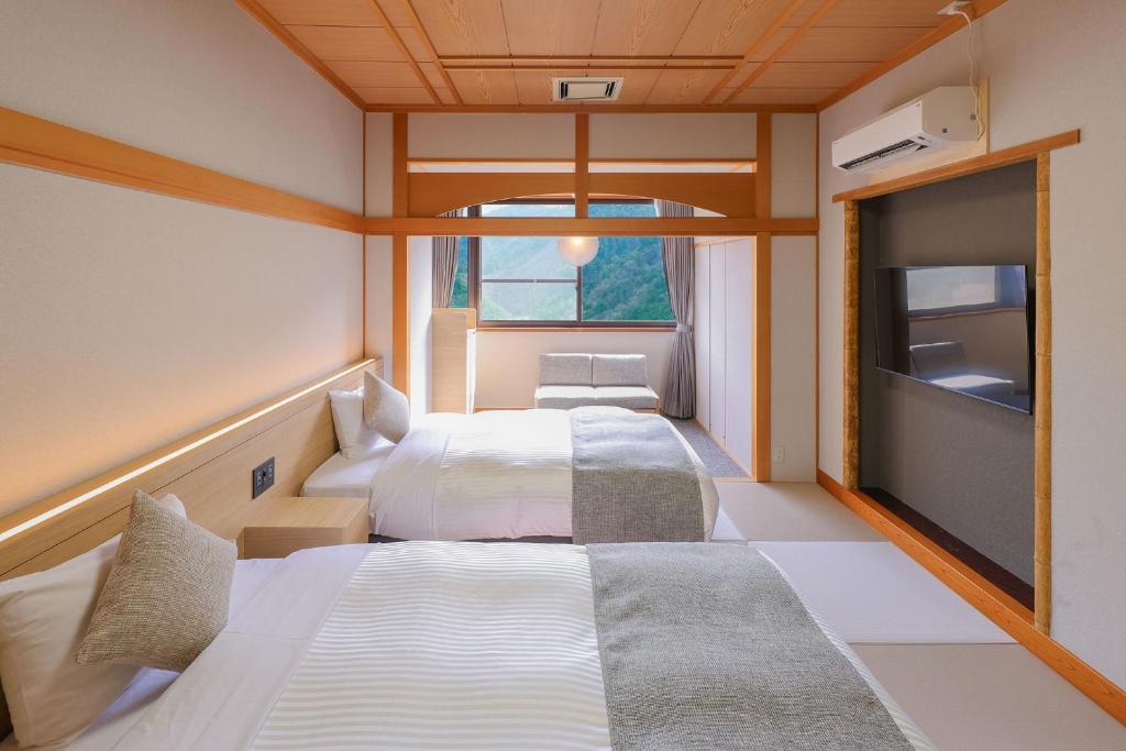 Hotel Kisoji Tatami Room