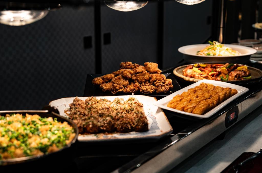 Hotel Koryu Buffet Dishes