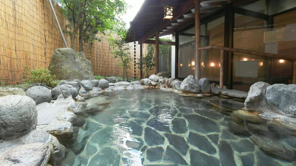 Hotel Koryu Open Air Onsen