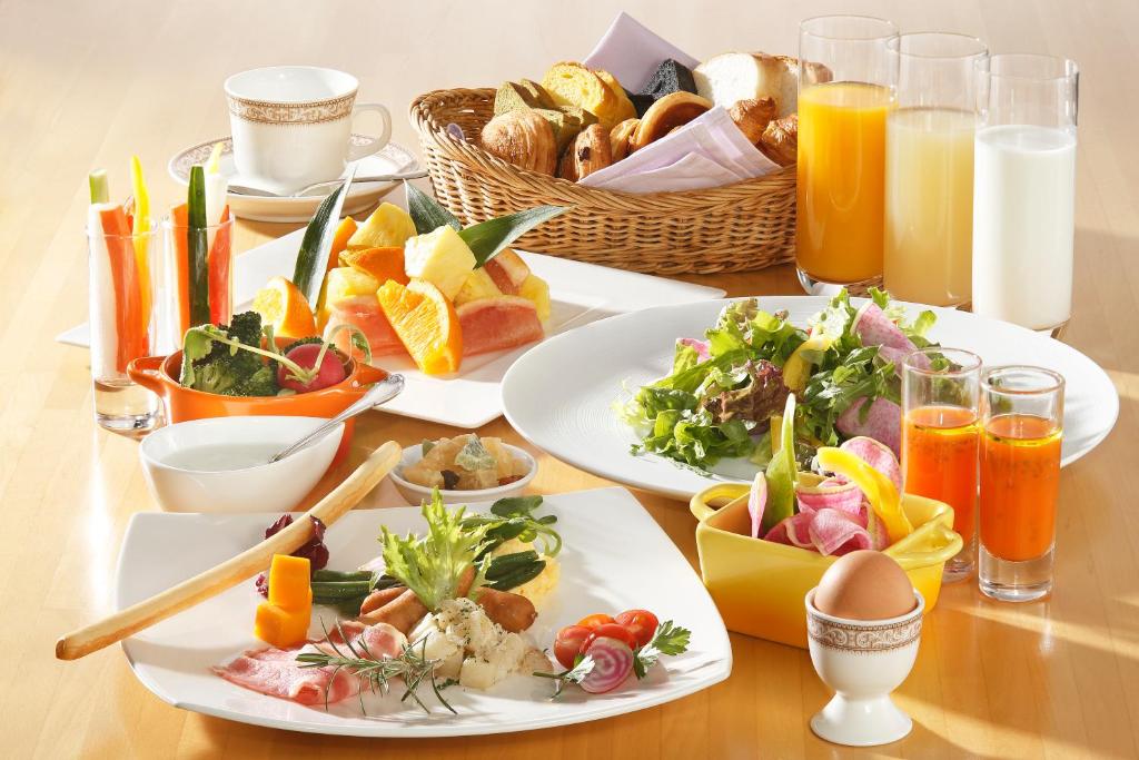 Hotel Laforet Shuzenji Breakfast Spread