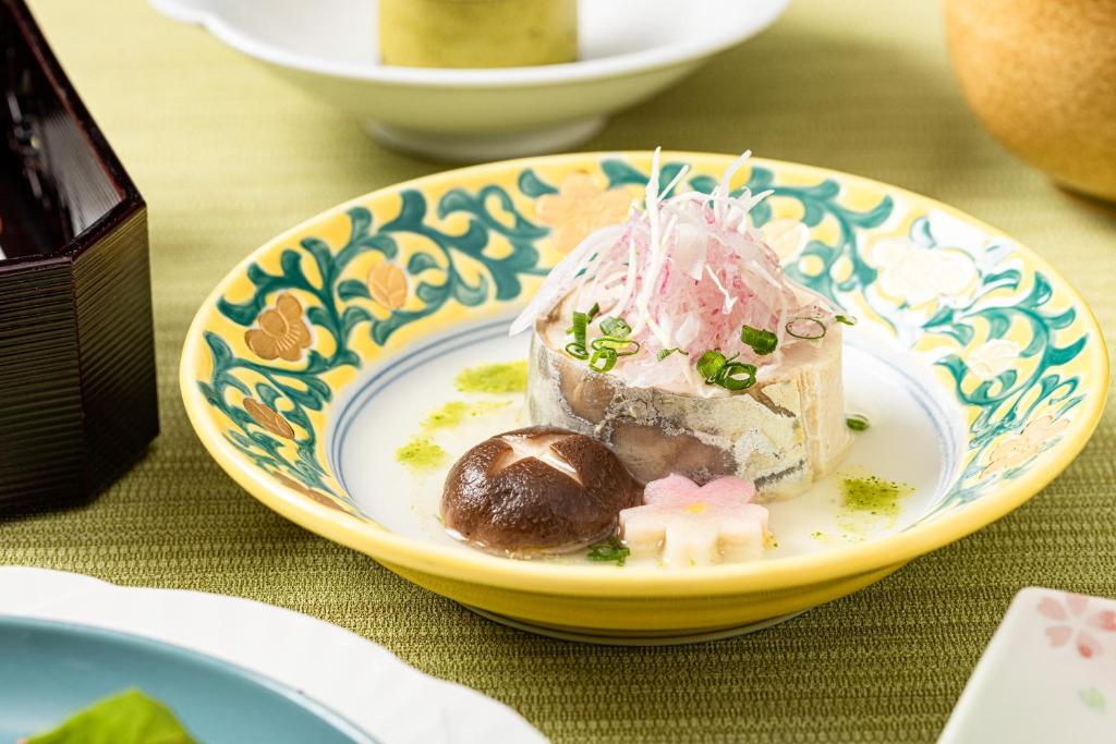 Hotel Laforet Shuzenji Sanshi Suimei Japanese Cuisine