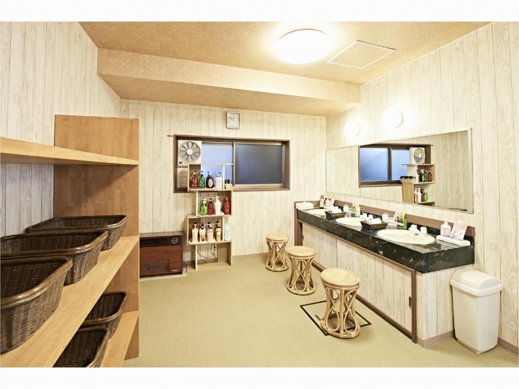 Hotel Miyuki Main Building Washroom