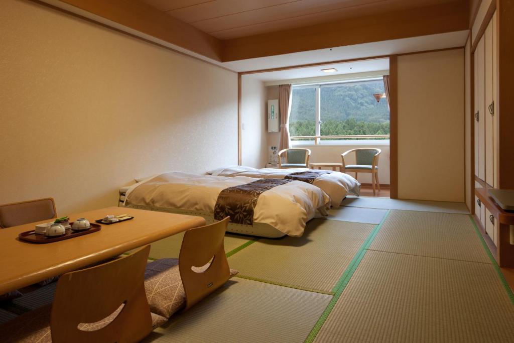 Hotel Morinokaze Tateyama Tatami Room