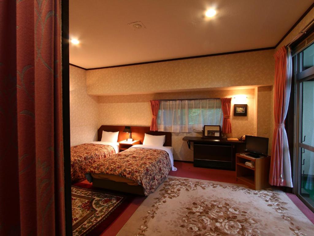 Hotel Mumon Twin Room