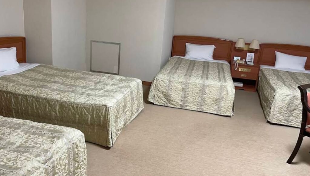 Hotel Nankaiso Triple Room