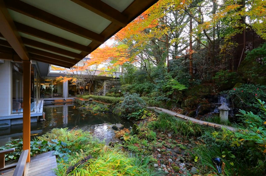 Hotel New Mitoya Japanese Garden Pond