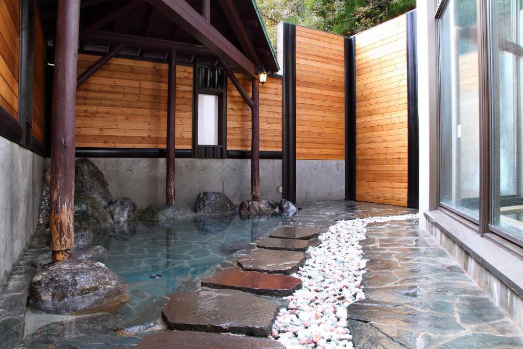 Hotel Oak Forest Open Air Onsen