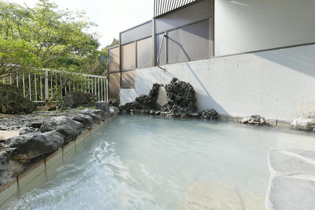 Hotel Rakuun Outdoor Onsen