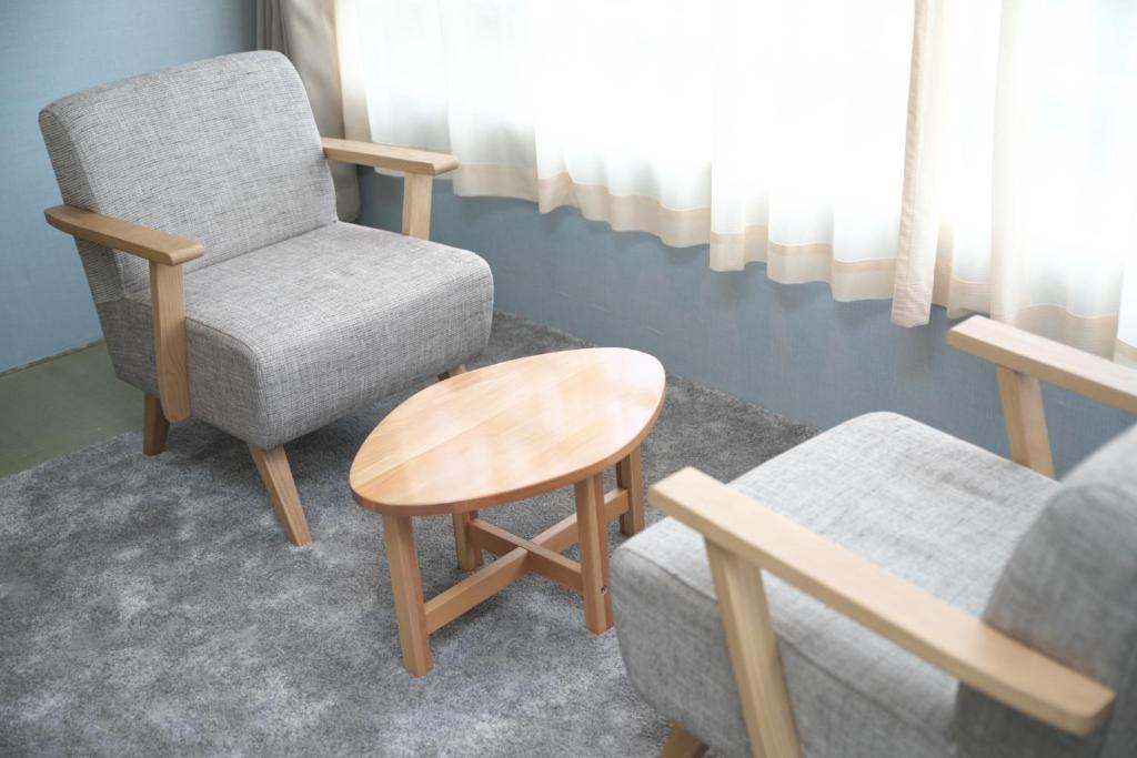 Hotel Rakuun Seating Area