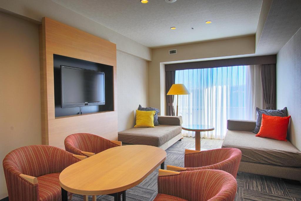 Hotel Regina Kawaguchiko Modern Guest Room