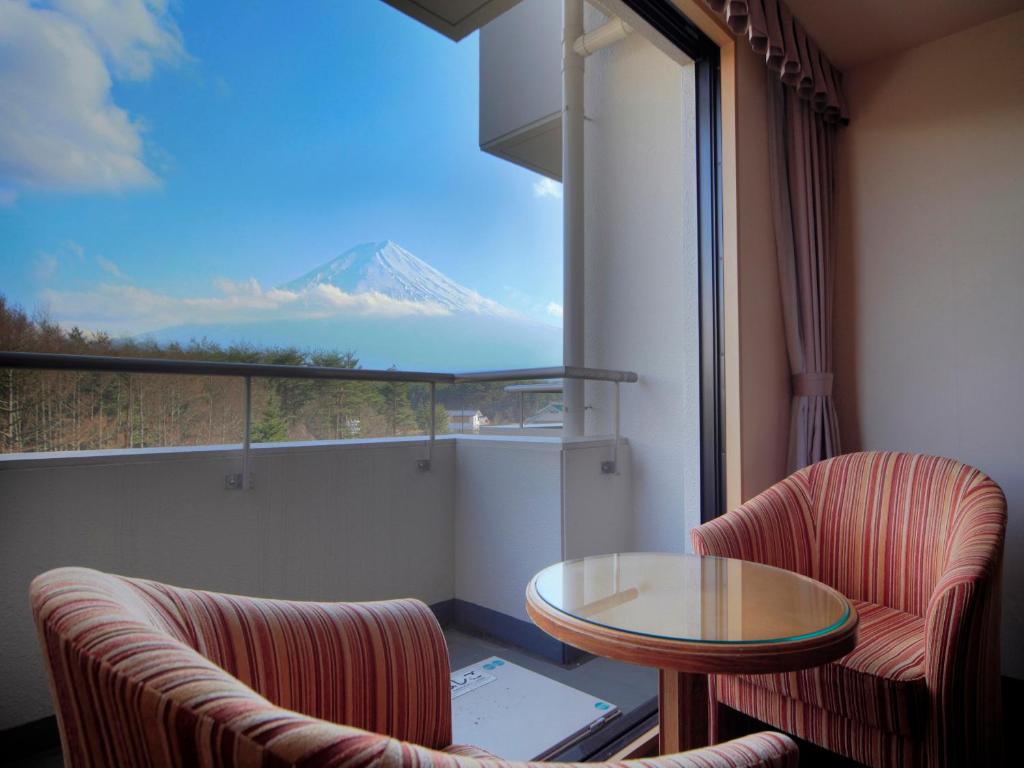 Hotel Regina Kawaguchiko Mount Fuji View Room