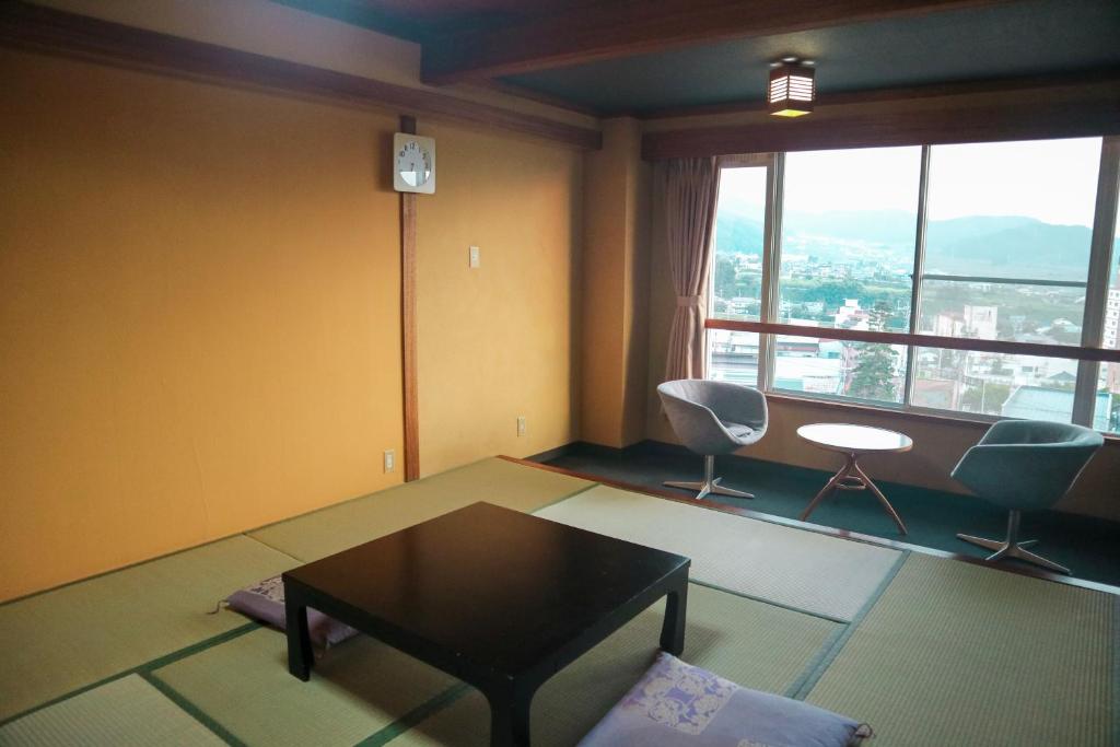 Hotel Resort Yamanouchi Hills Tatami Room