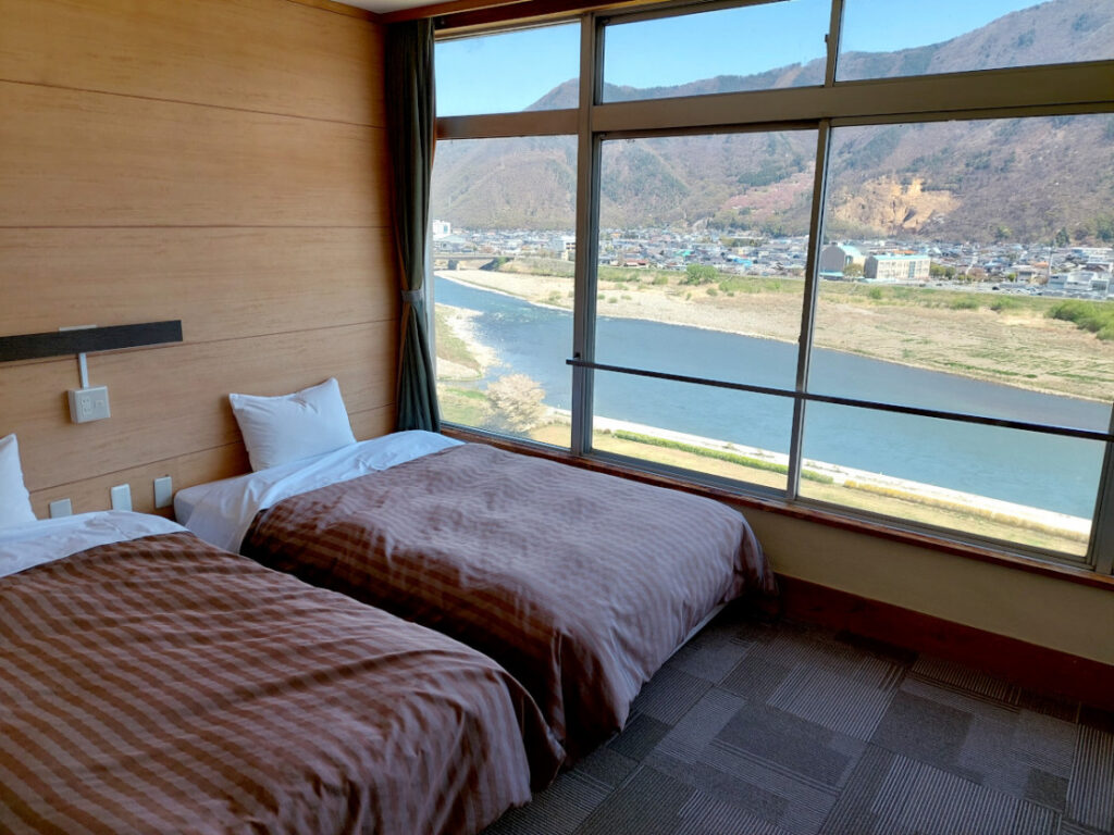 Hotel Riverside Uedakan River View Twin Room