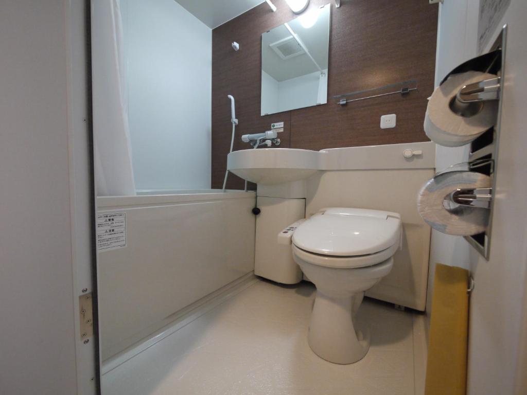 Hotel Route Inn Ichihara Bathroom