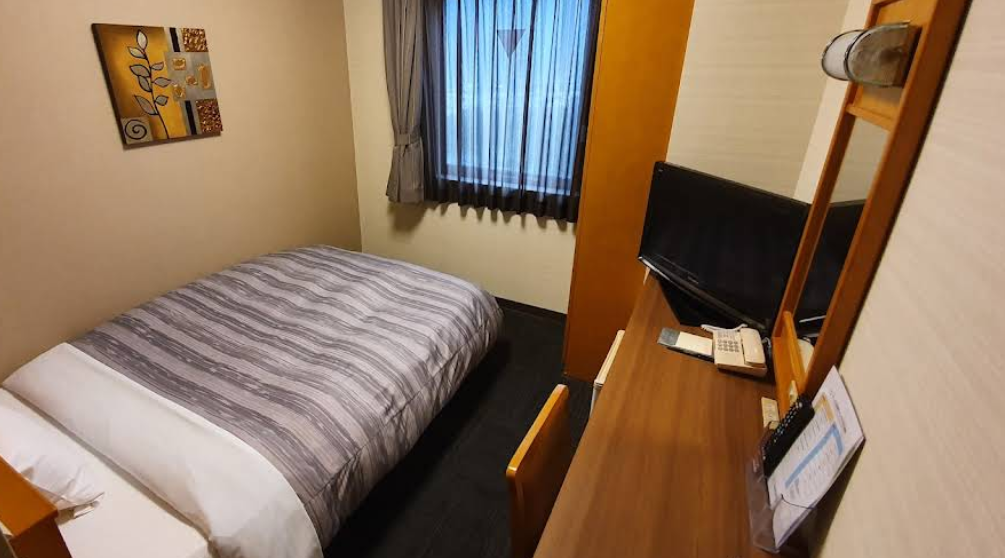 Hotel Route Inn Single Room