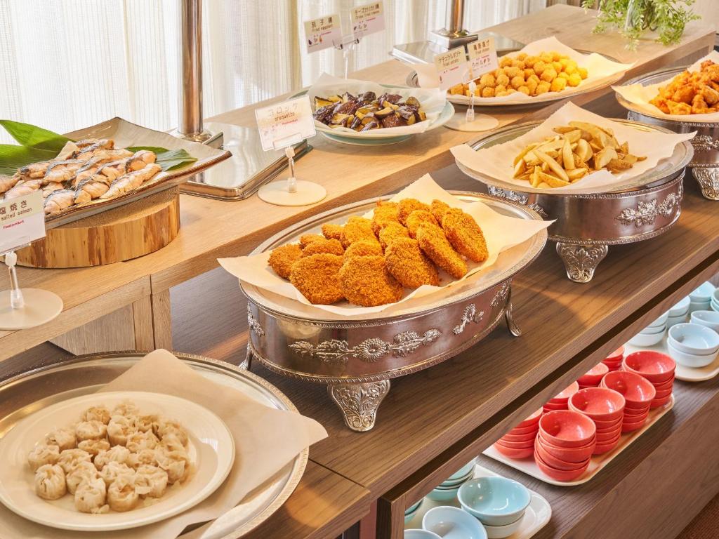 Hotel Silk Inn Madarao Buffet Breakfast